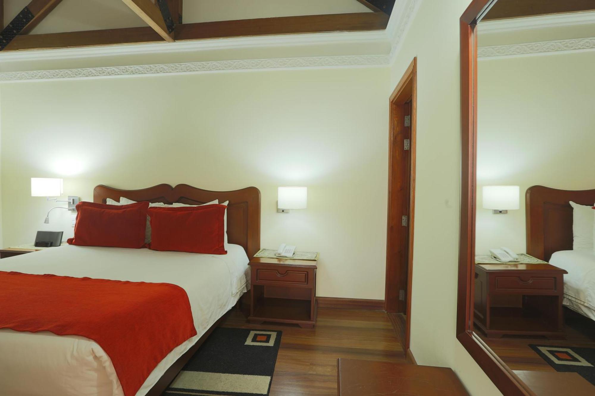 Deluxe Junior Suite