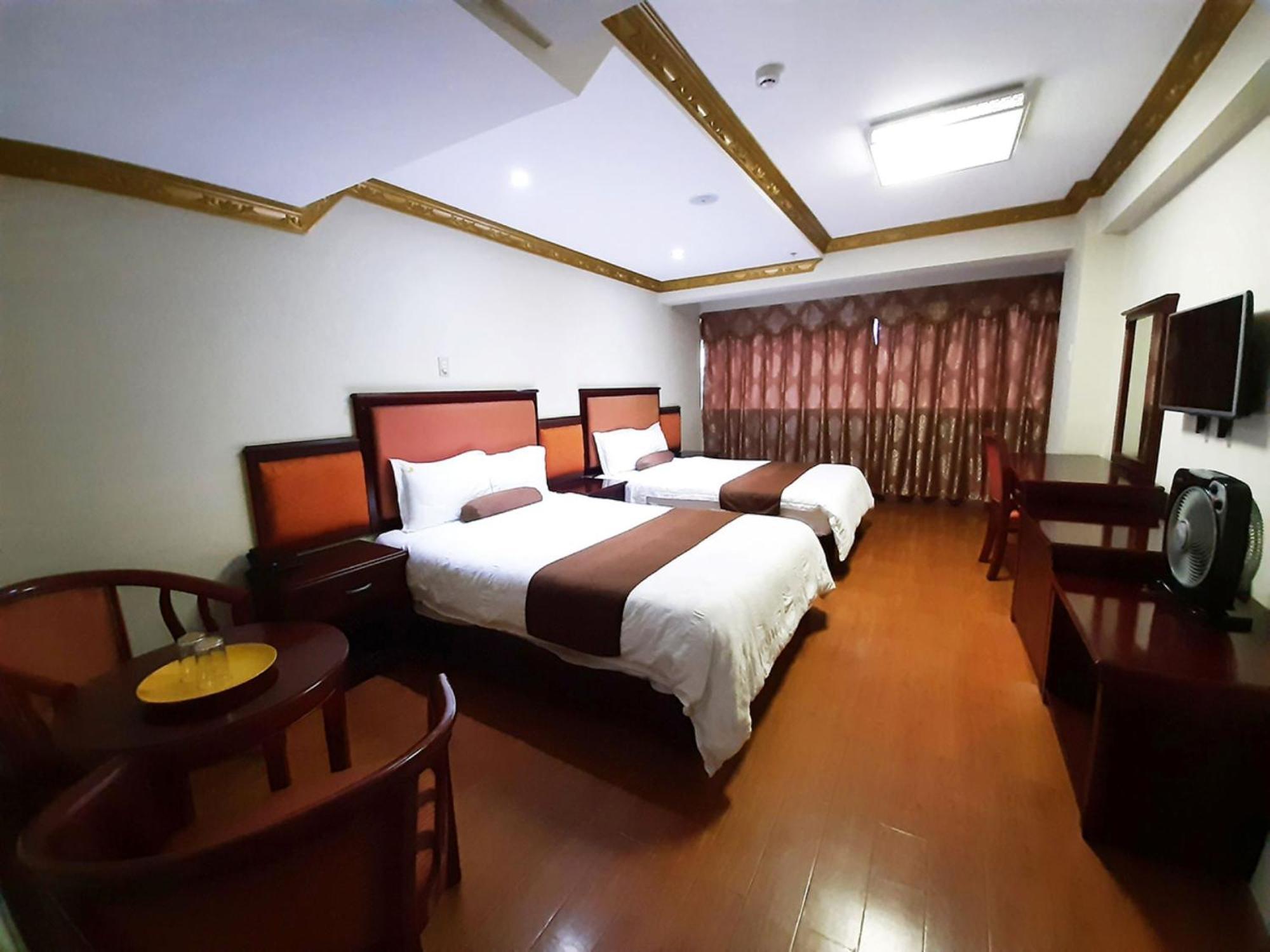 King Room Two King Beds