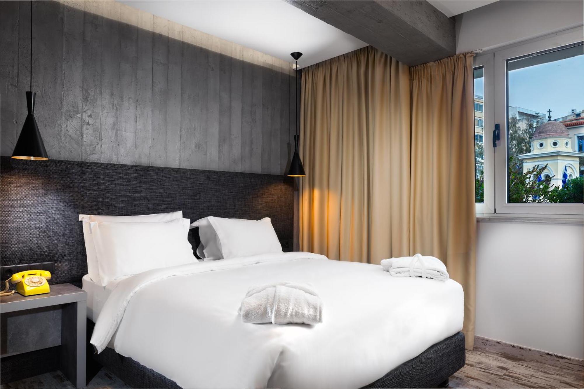 Deluxe Double Room City View