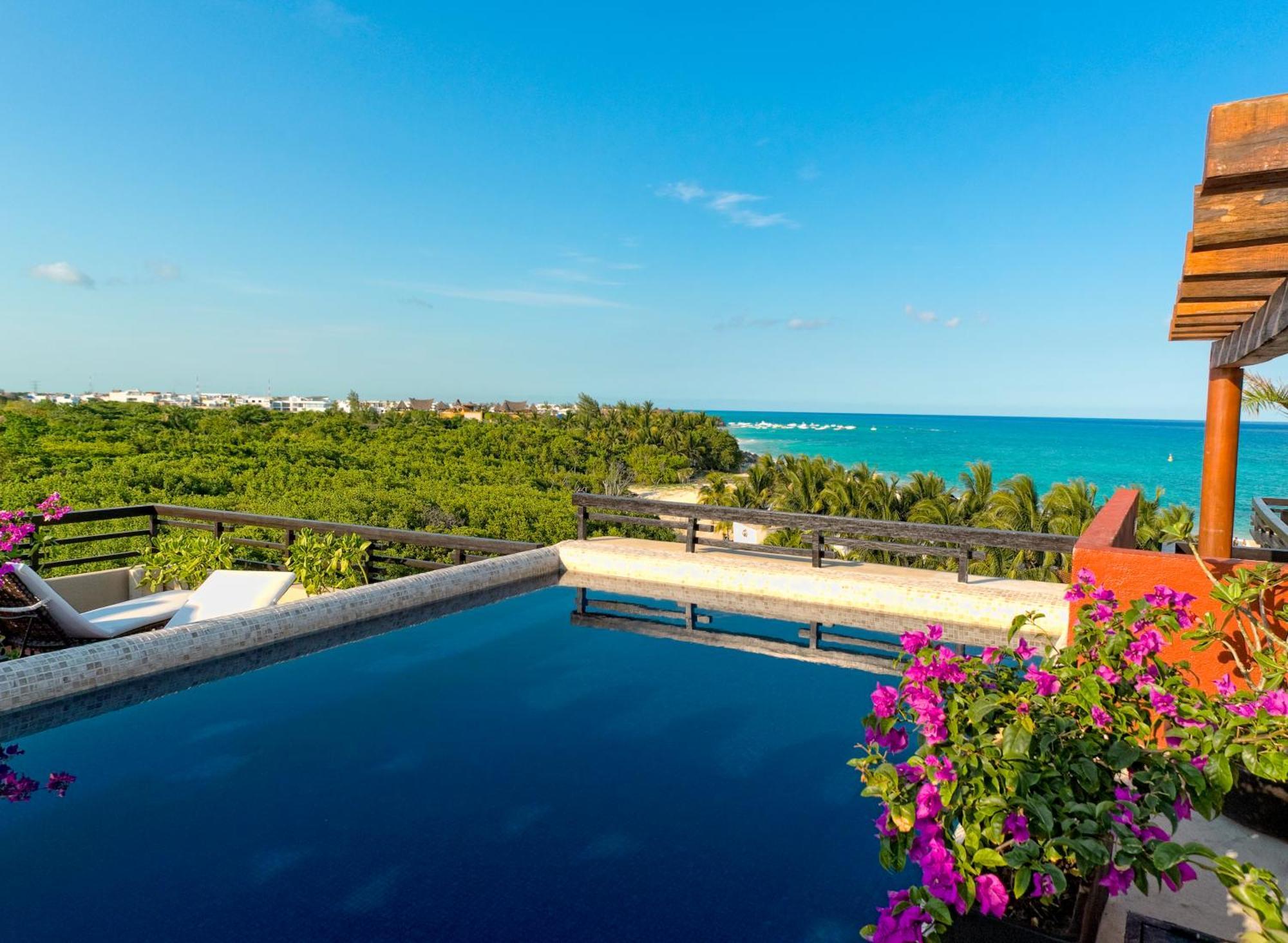 La Divina Two Bedroom Penthouse Suite Rooftop Private Pool