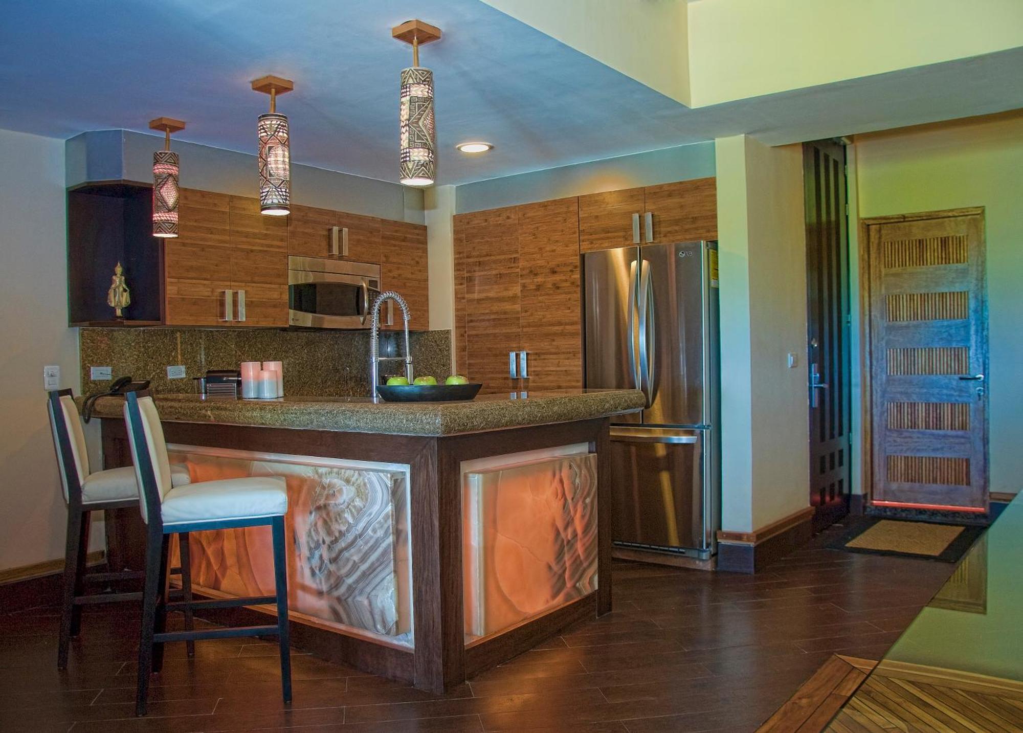 La Divina Two Bedroom Penthouse Suite Rooftop Private Pool