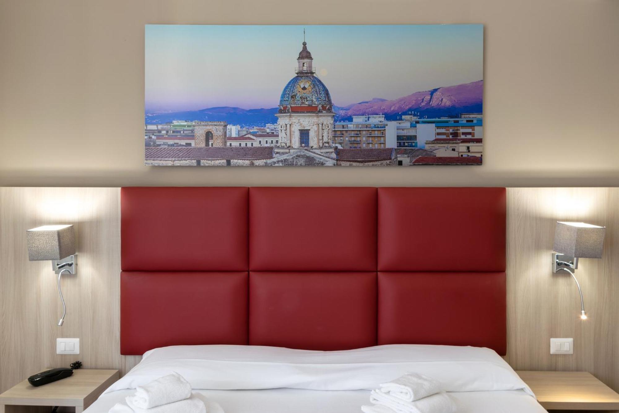 Deluxe Double or Twin Room Balcony