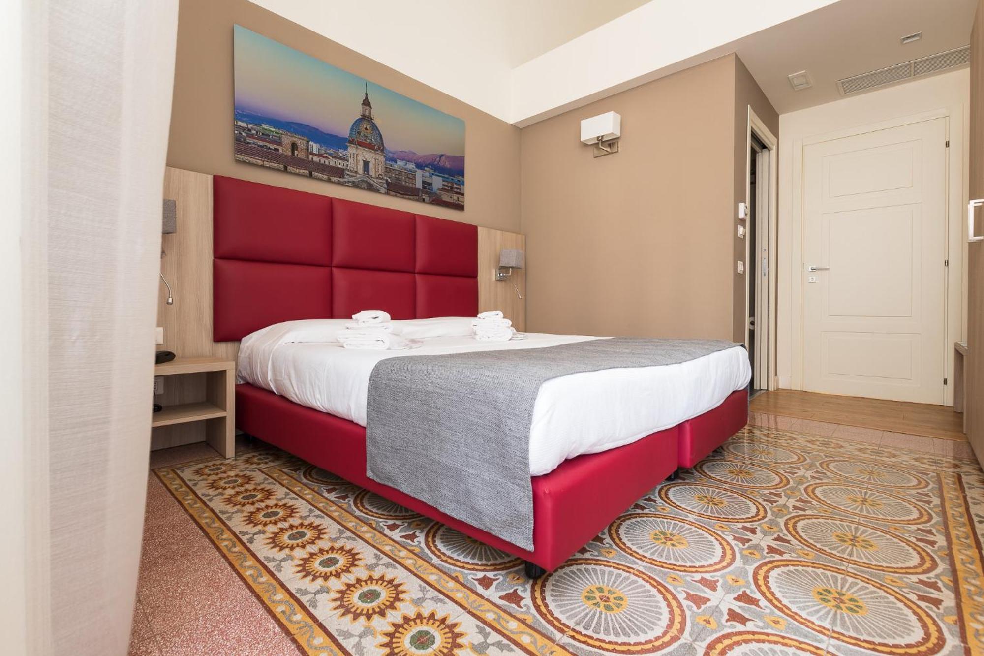 Deluxe Double or Twin Room Balcony