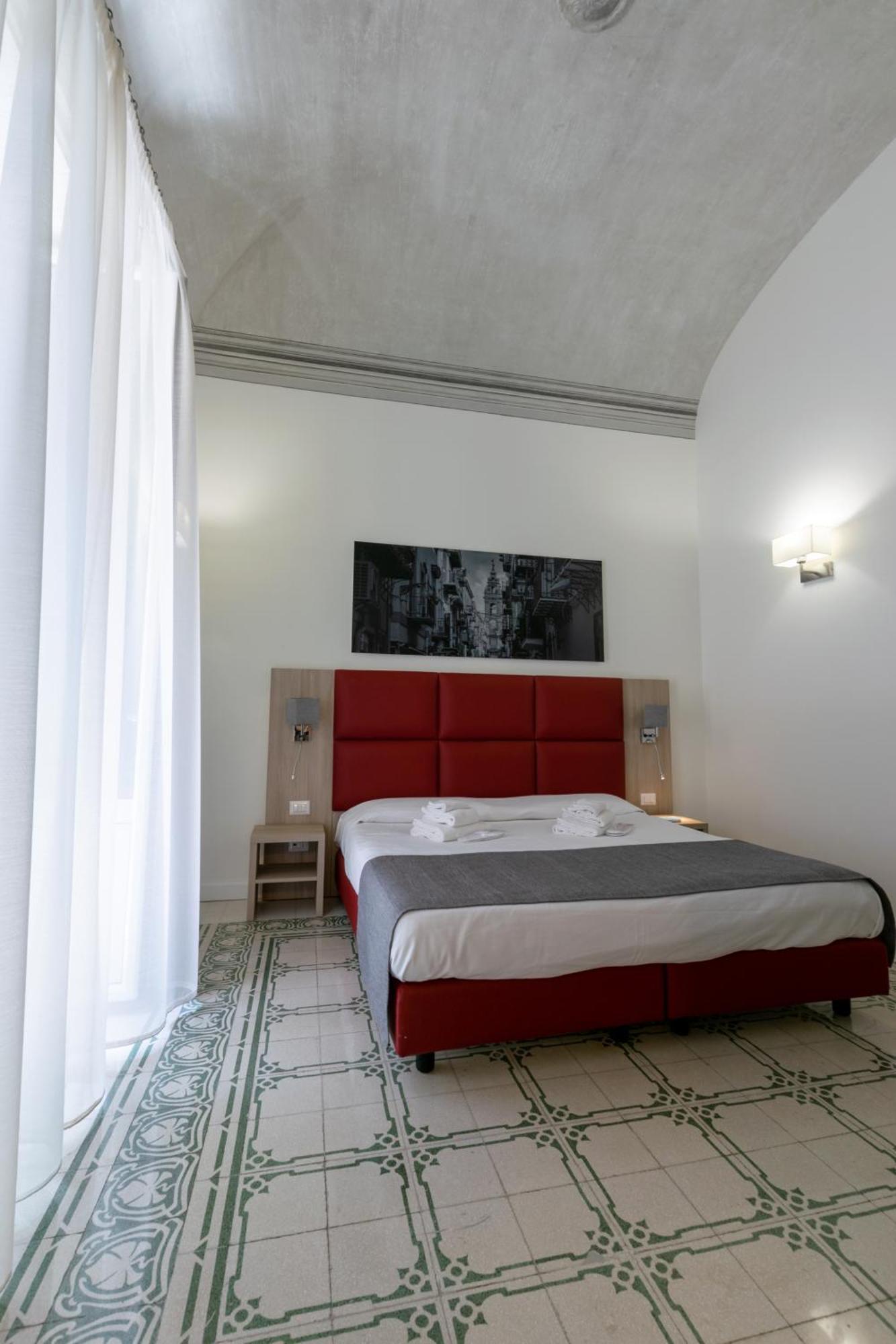 Deluxe Double or Twin Room Balcony
