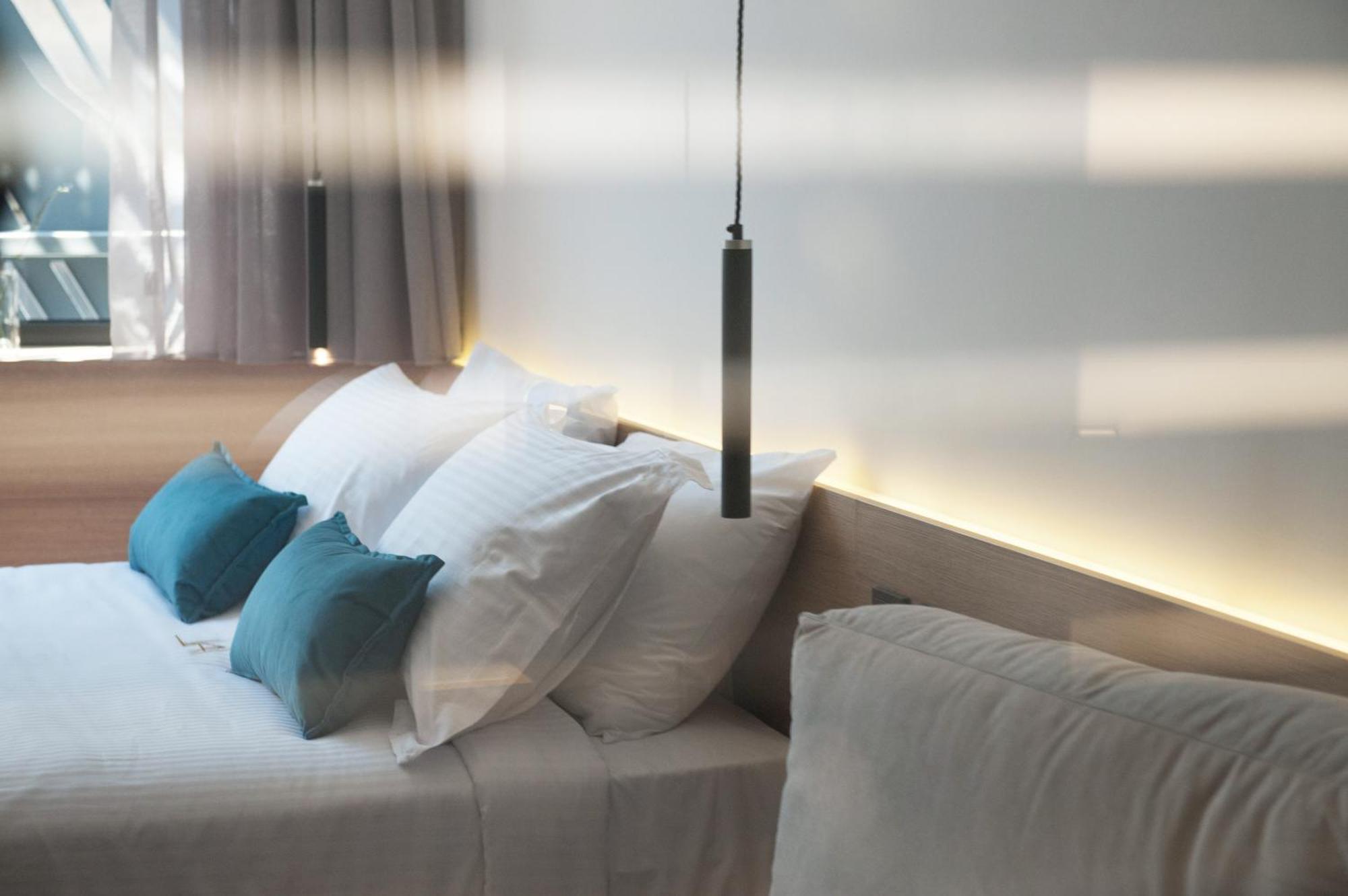 Superior Room Partial Acropolis View