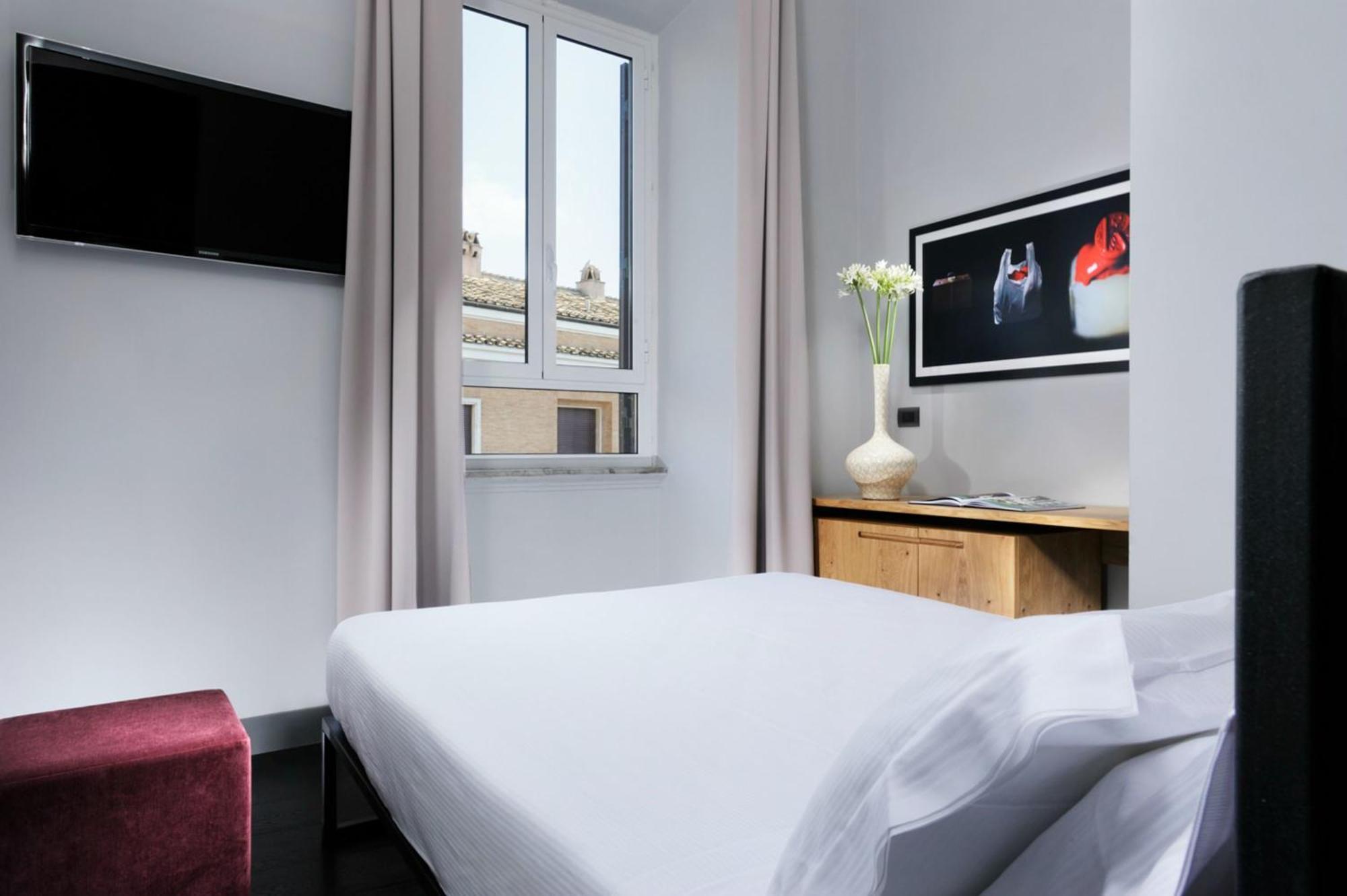 Deluxe Double Room Small Double Bed