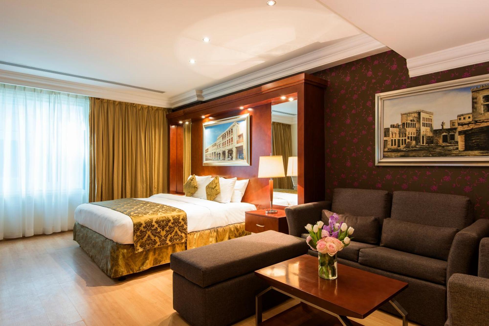Deluxe King Room