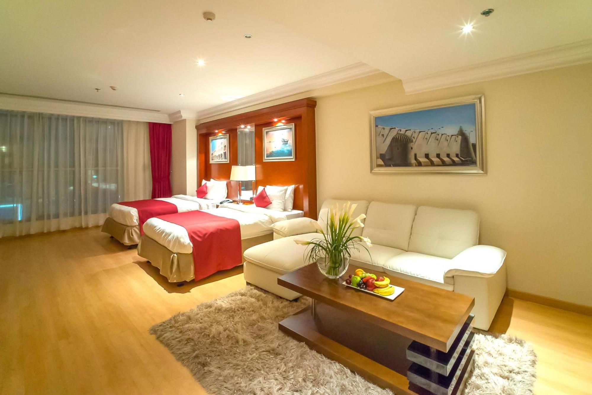 Junior Twin Suite