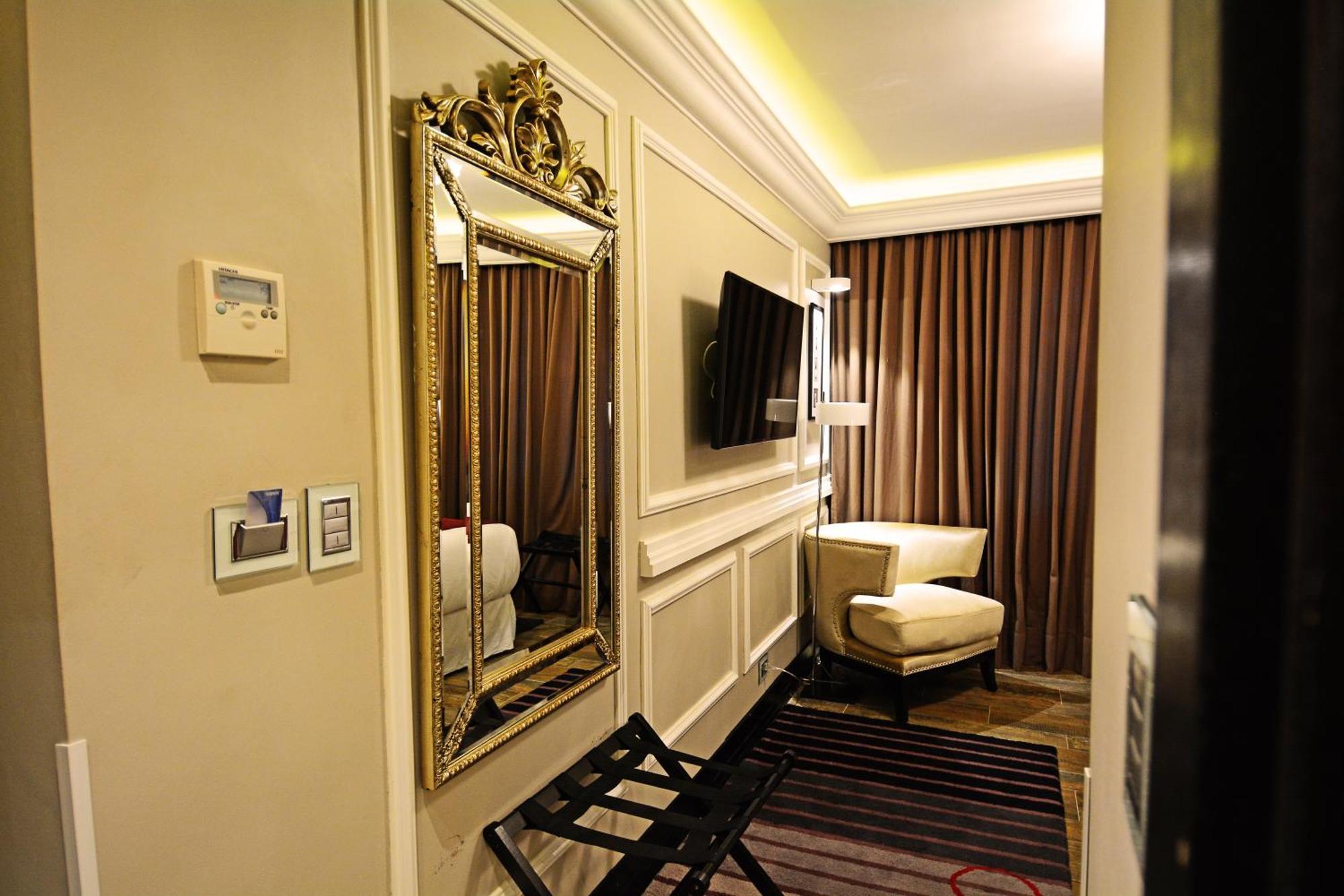 Deluxe Single Room
