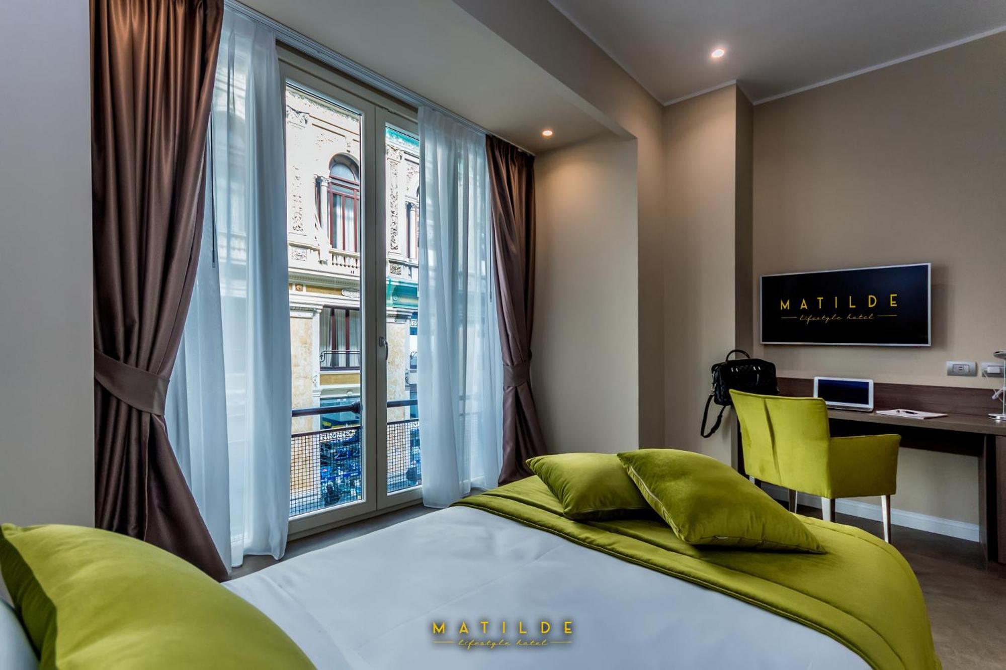 Large Single Room