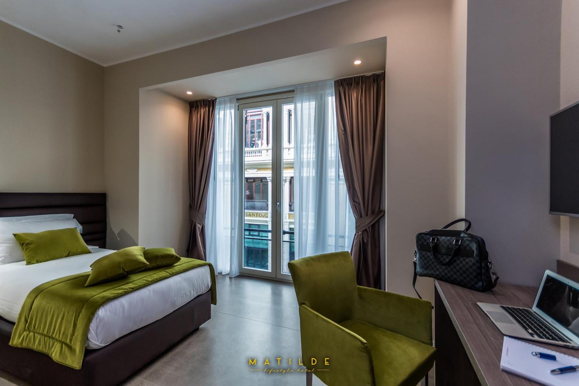 Large Single Room