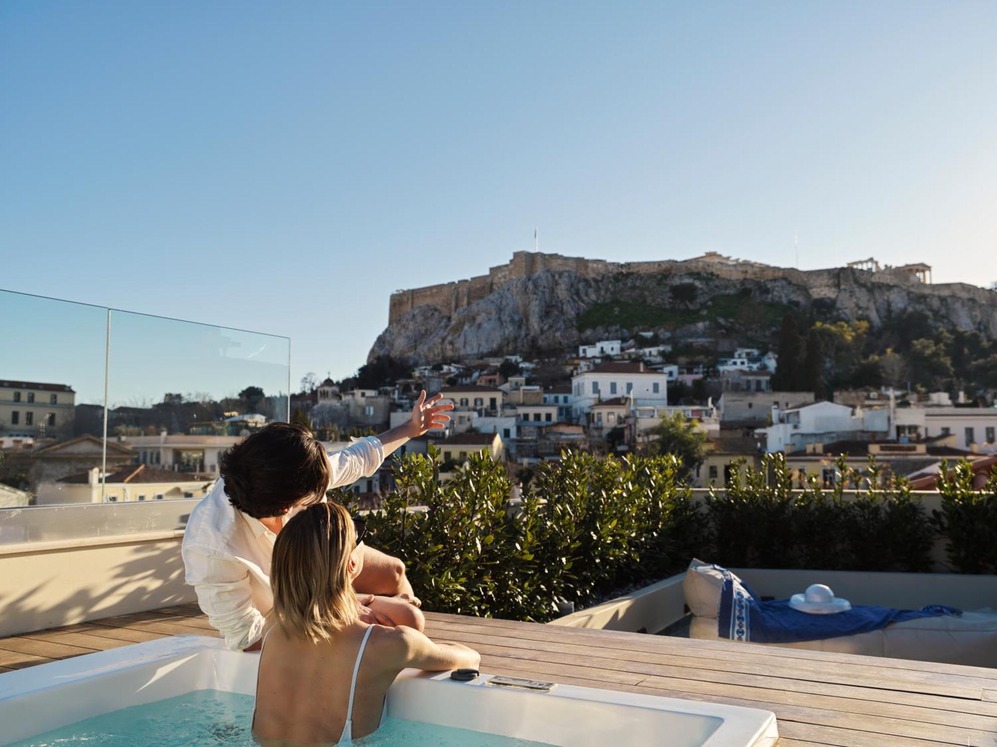 Iconic Suite Acropolis View & Private Hot Tub