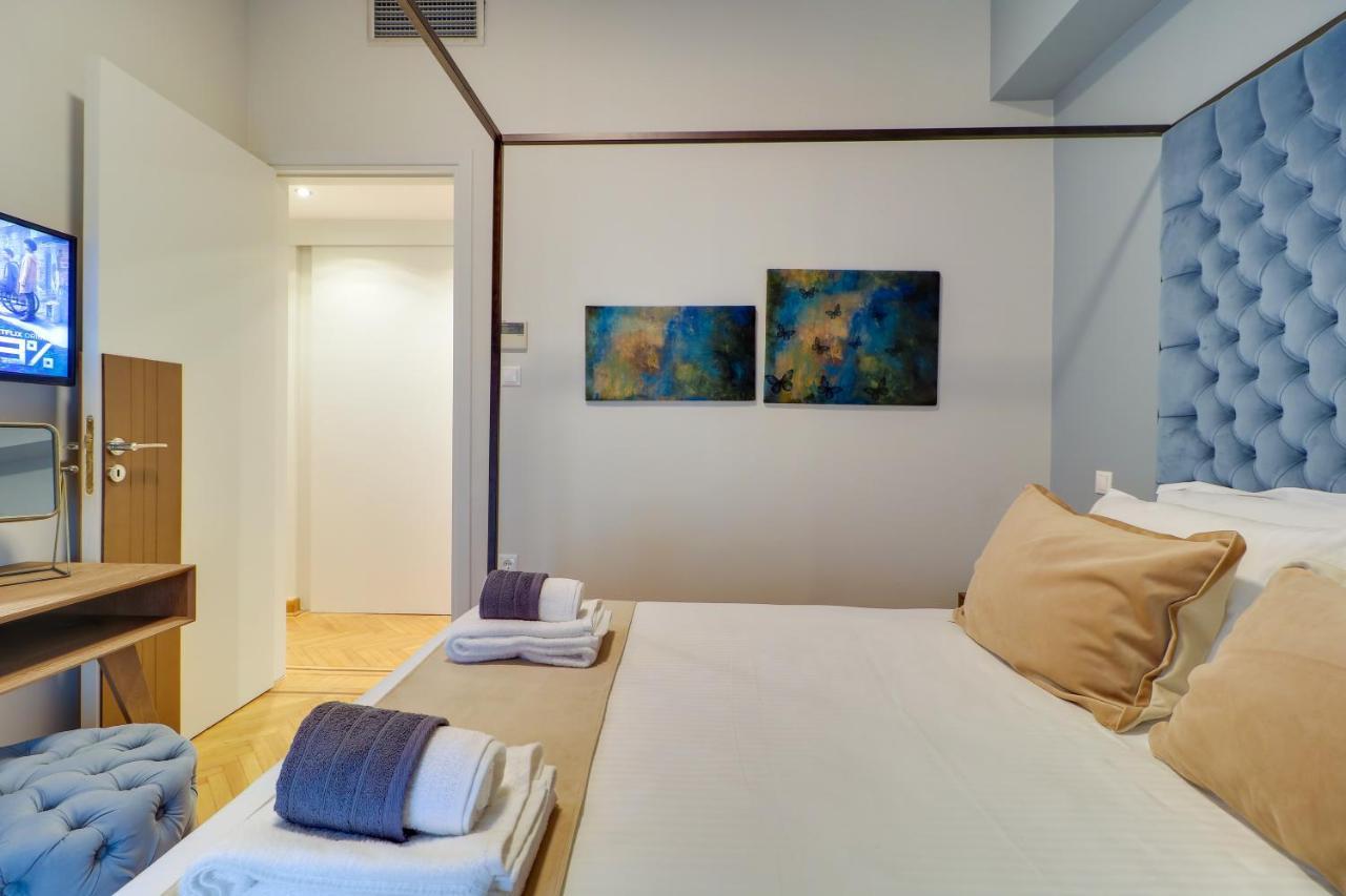 Superior Apartment