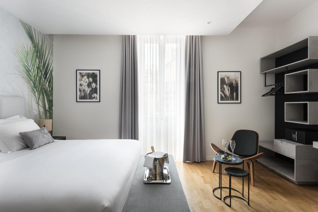 King Suite Spa Bath