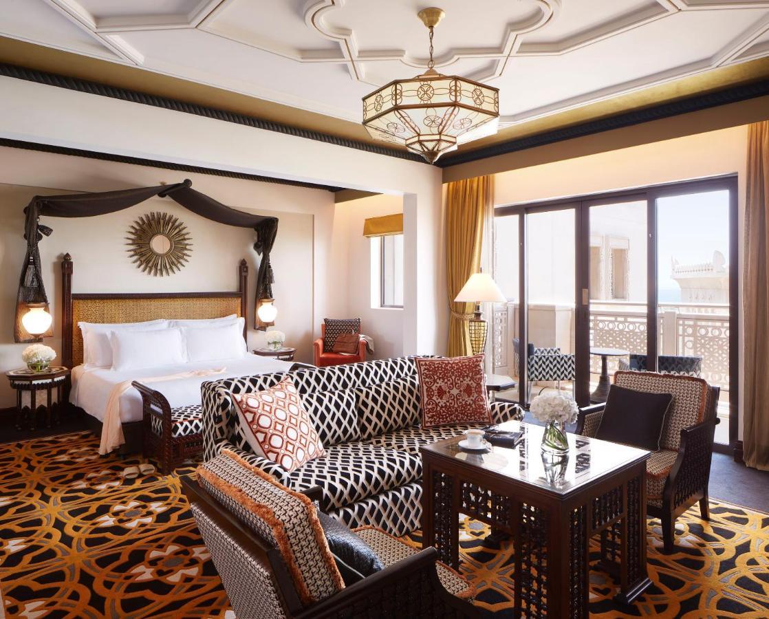 Junior Ocean View Suite - with Airport Transfers, Suite Benefits