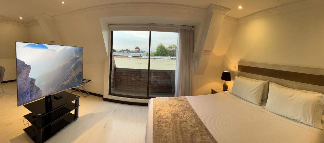 Superior King Suite