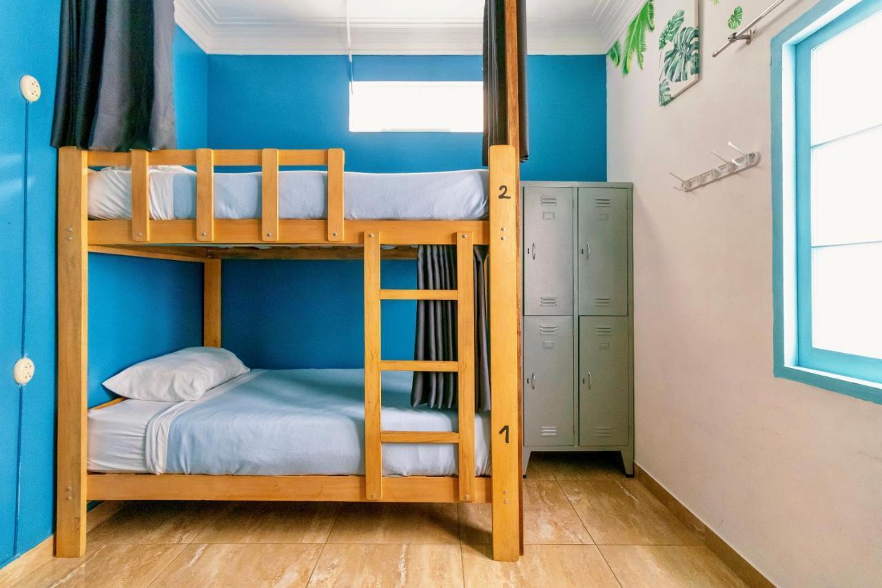 Bed 4-Bed Mixed Dormitory Room