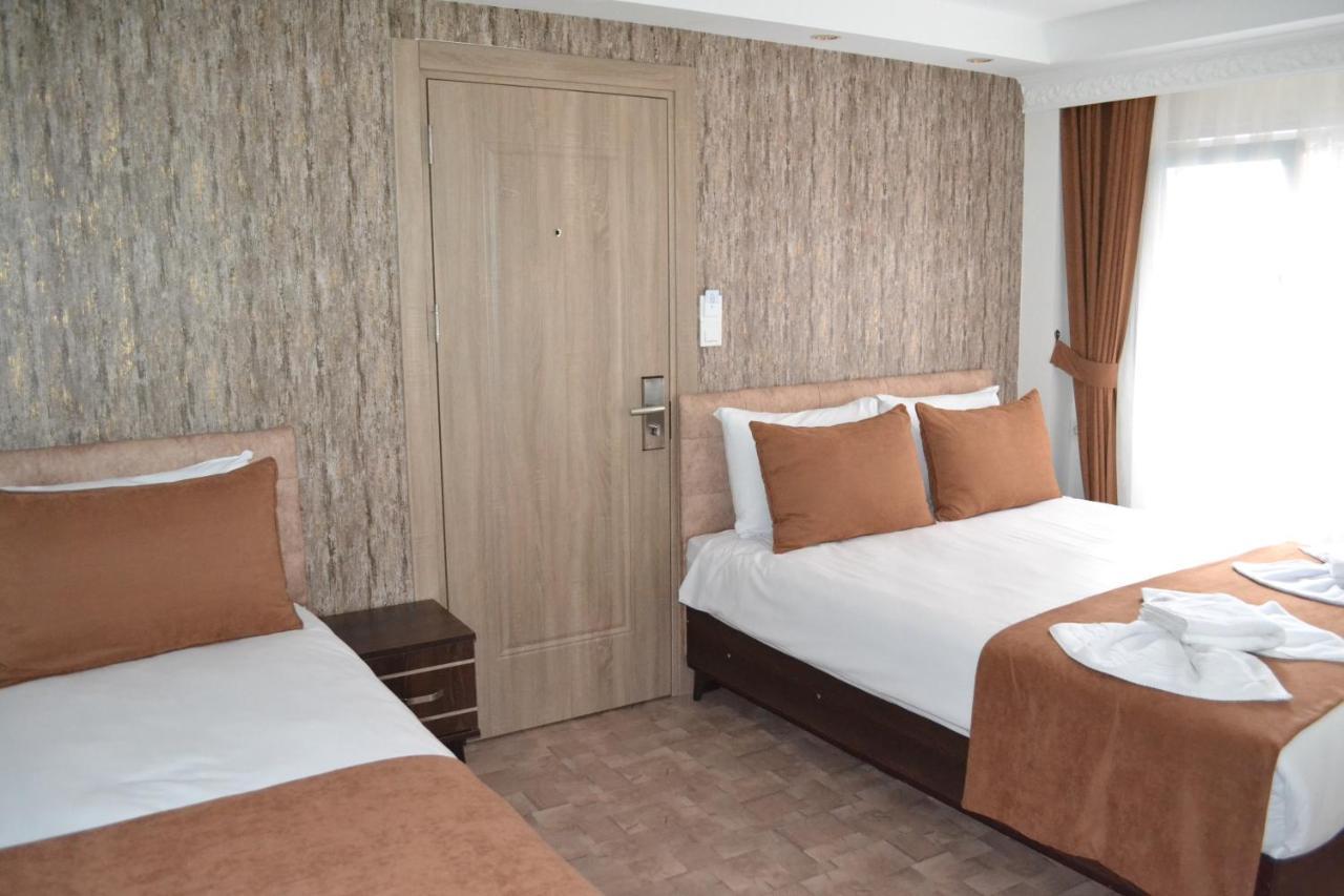 Triple Room with Balcony