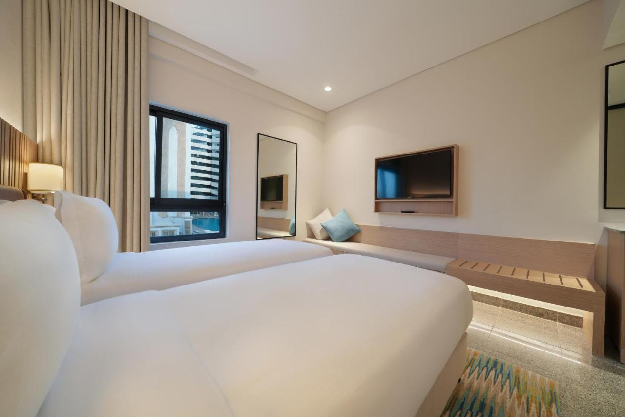 Pool View Room - Twin Beds