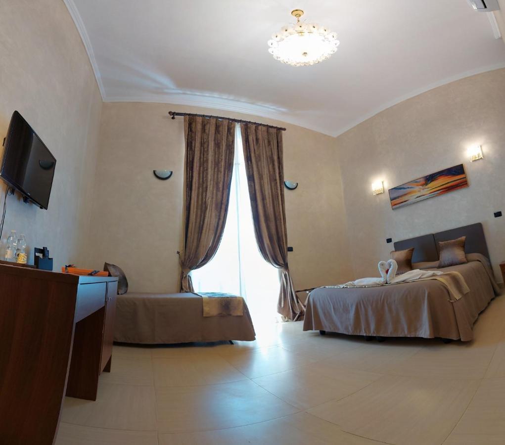Quadruple Room Private Bathroom