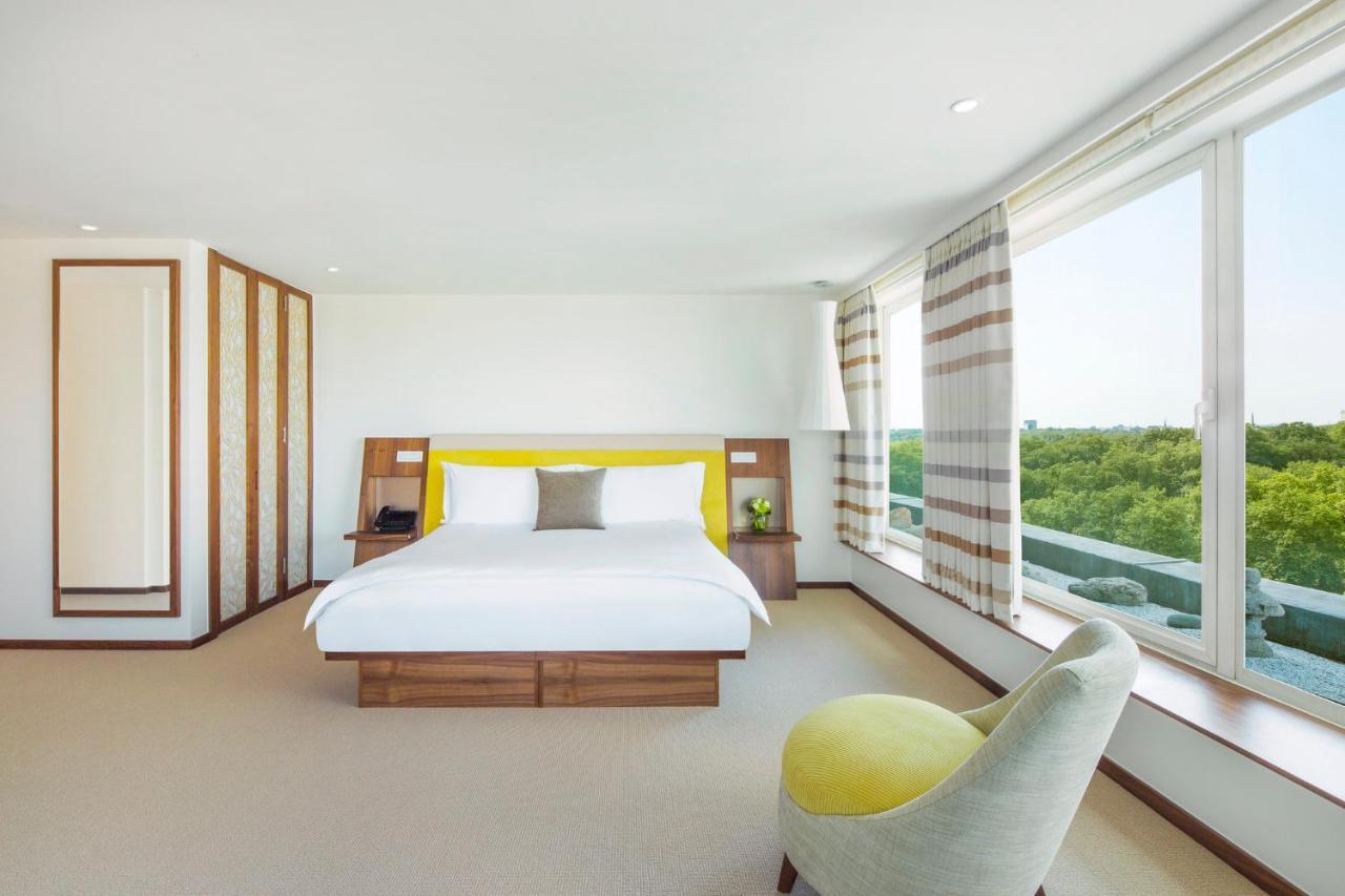 Junior Suite with Park View