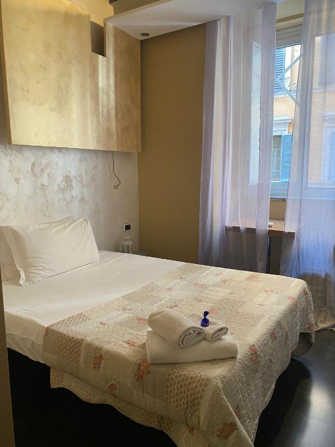 Small Single Room