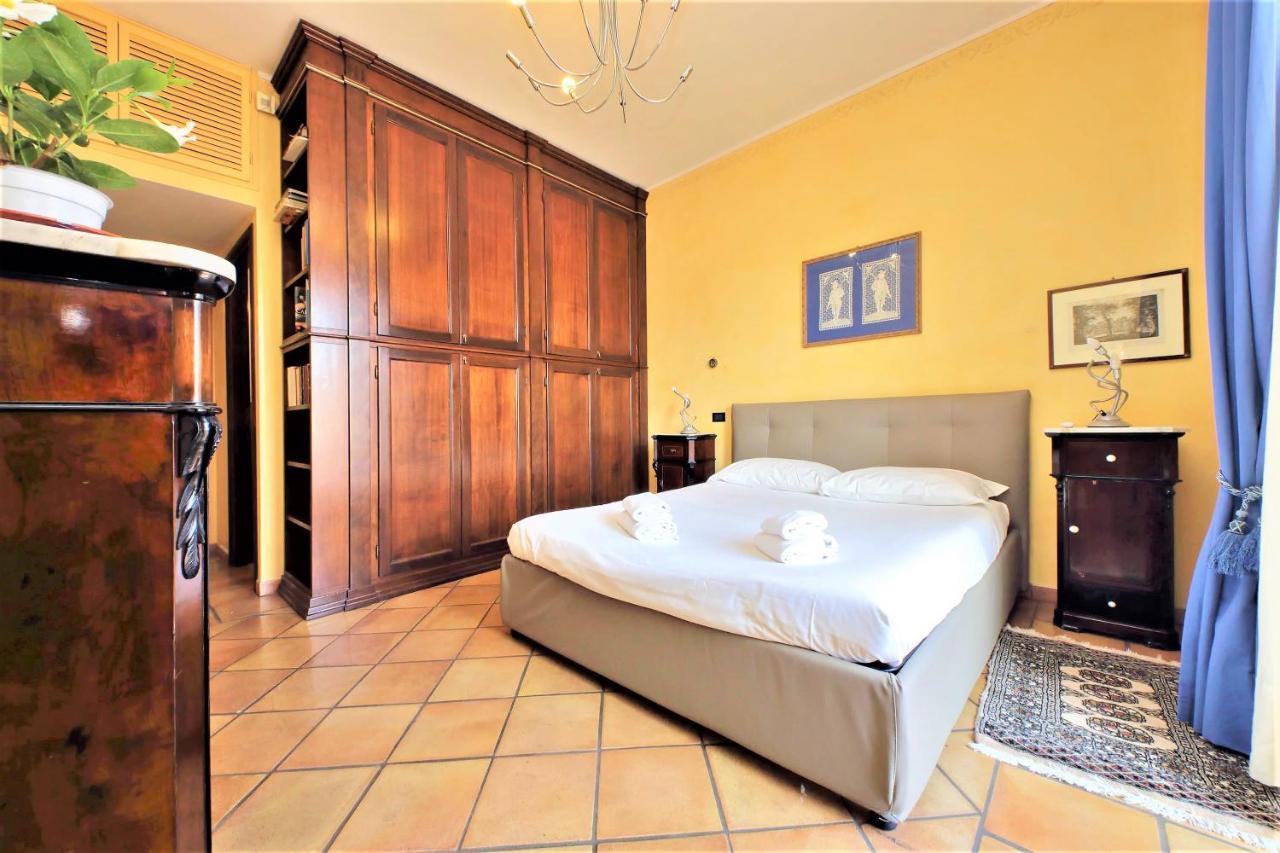 Two-Bedroom Apartment Via San Giovanni Laterano 226