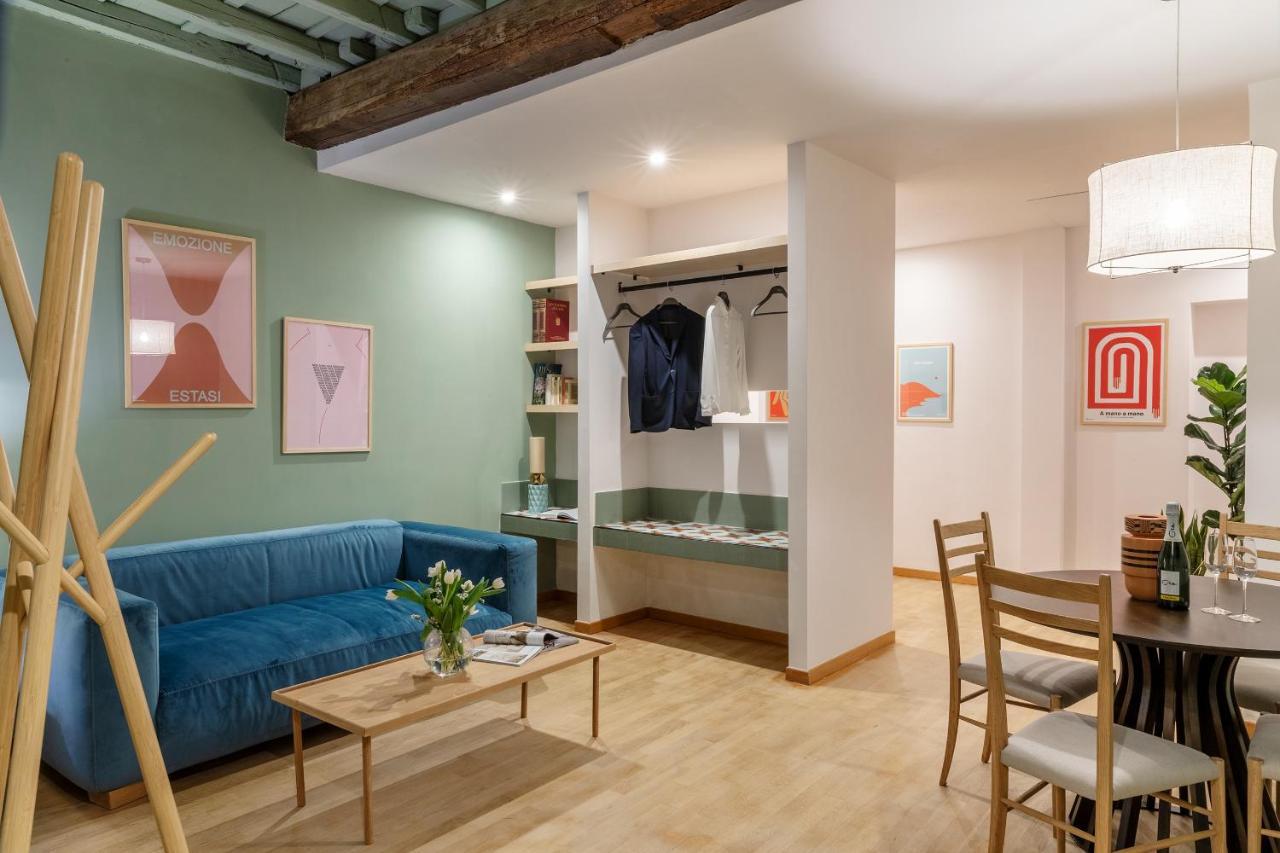 Superior One-Bedroom Apartment