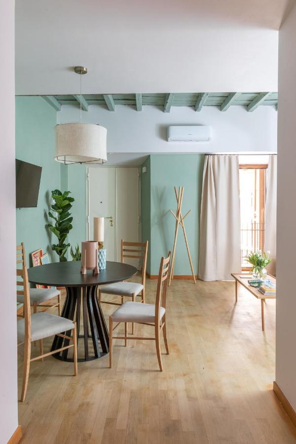 Superior One-Bedroom Apartment