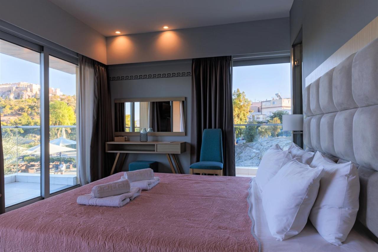 Acropolis Corner Suite Balcony Jetted tub