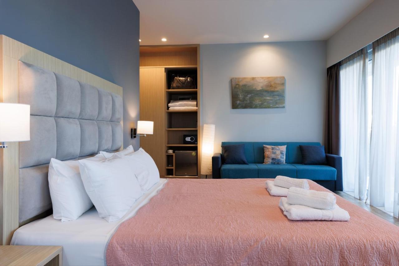 Acropolis Corner Suite Balcony Jetted tub