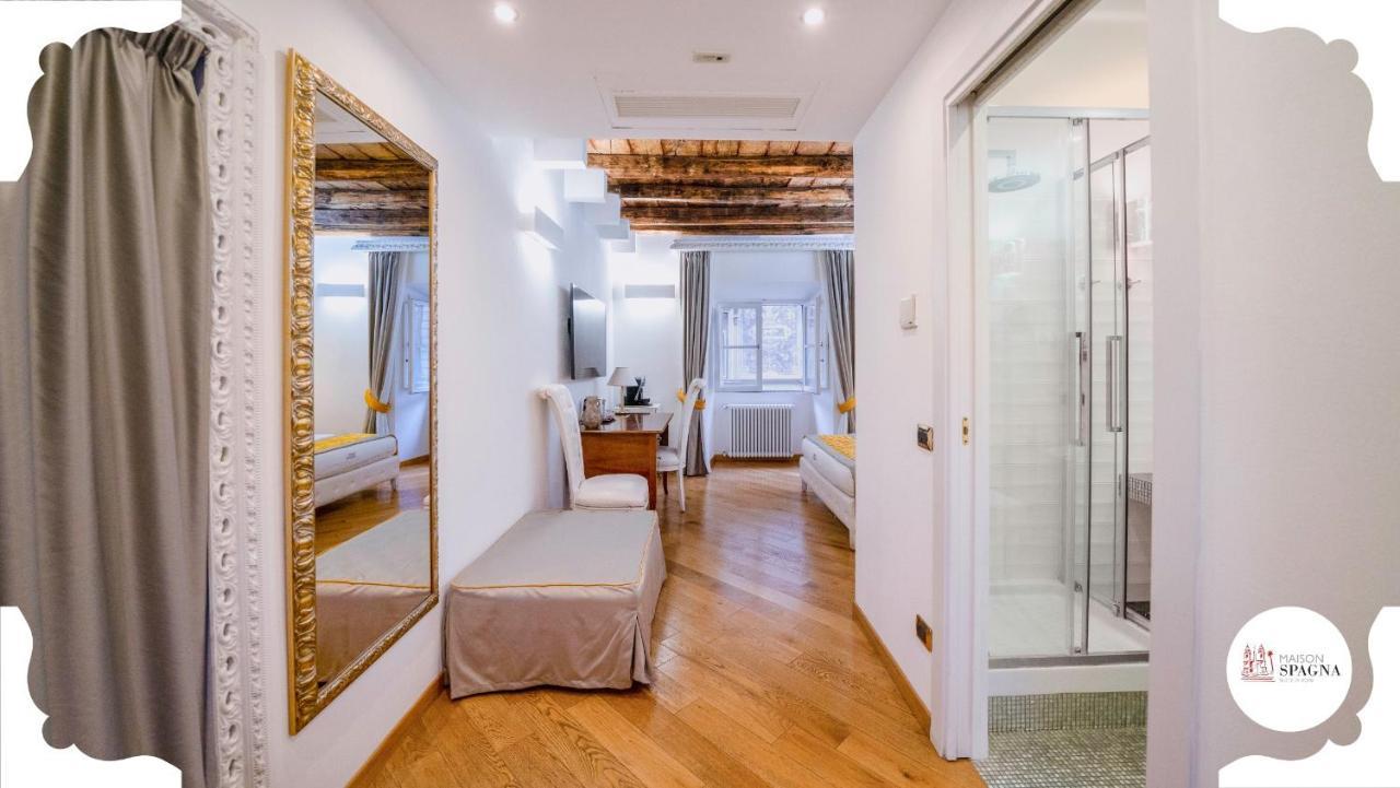 Luxury Triple Room