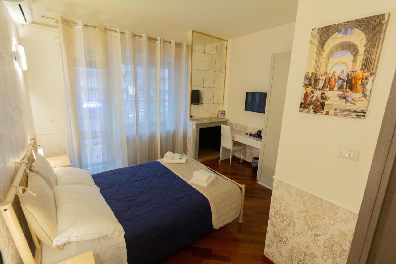 Deluxe Double Room Balcony