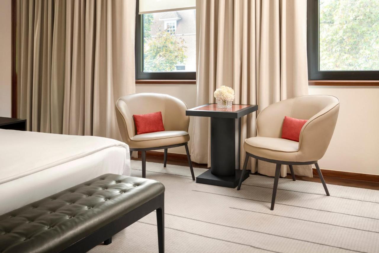 City Room