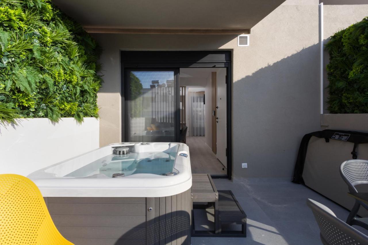 Two-Bedroom Maisonette Suite Jacuzzi