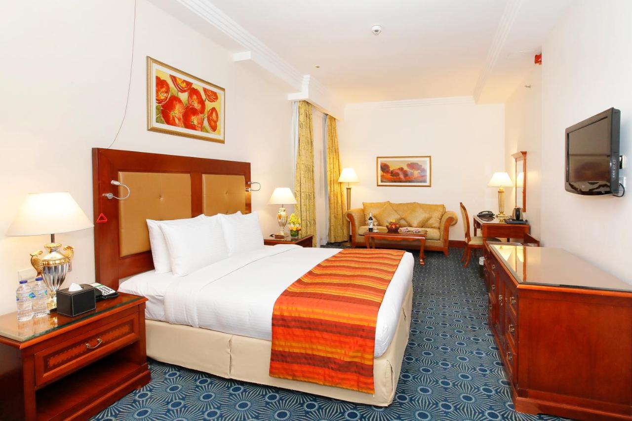 Superior King Room