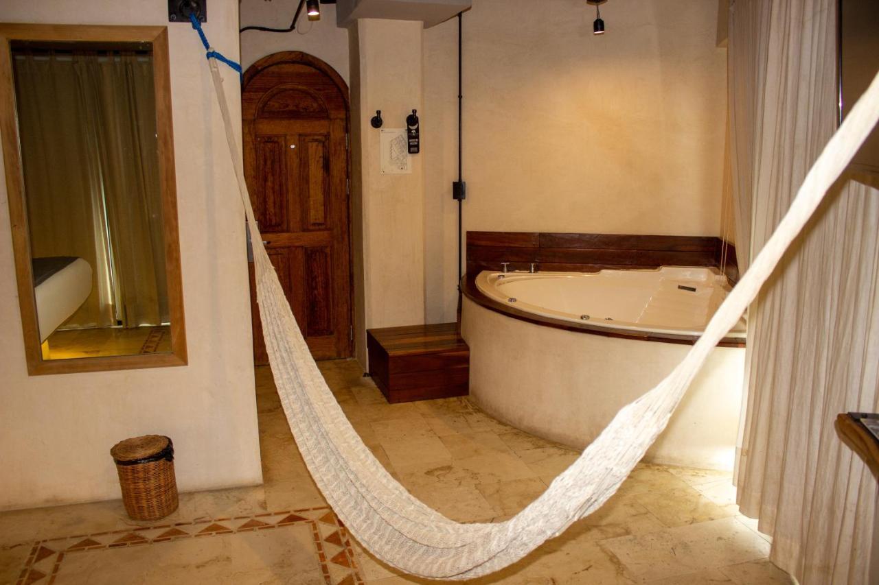 Master Suite Jacuzzi Balcony City Views