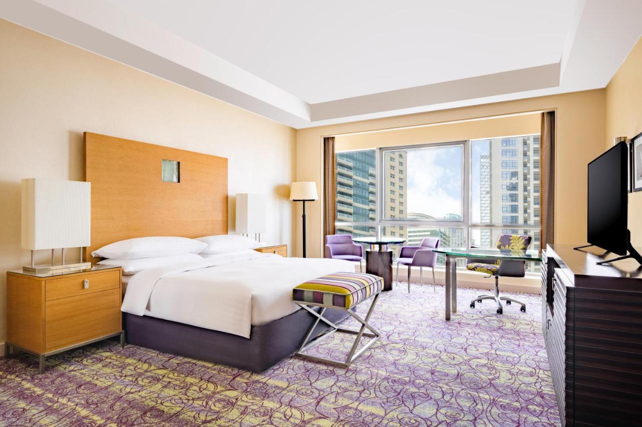 Deluxe King Room City View Beach Access