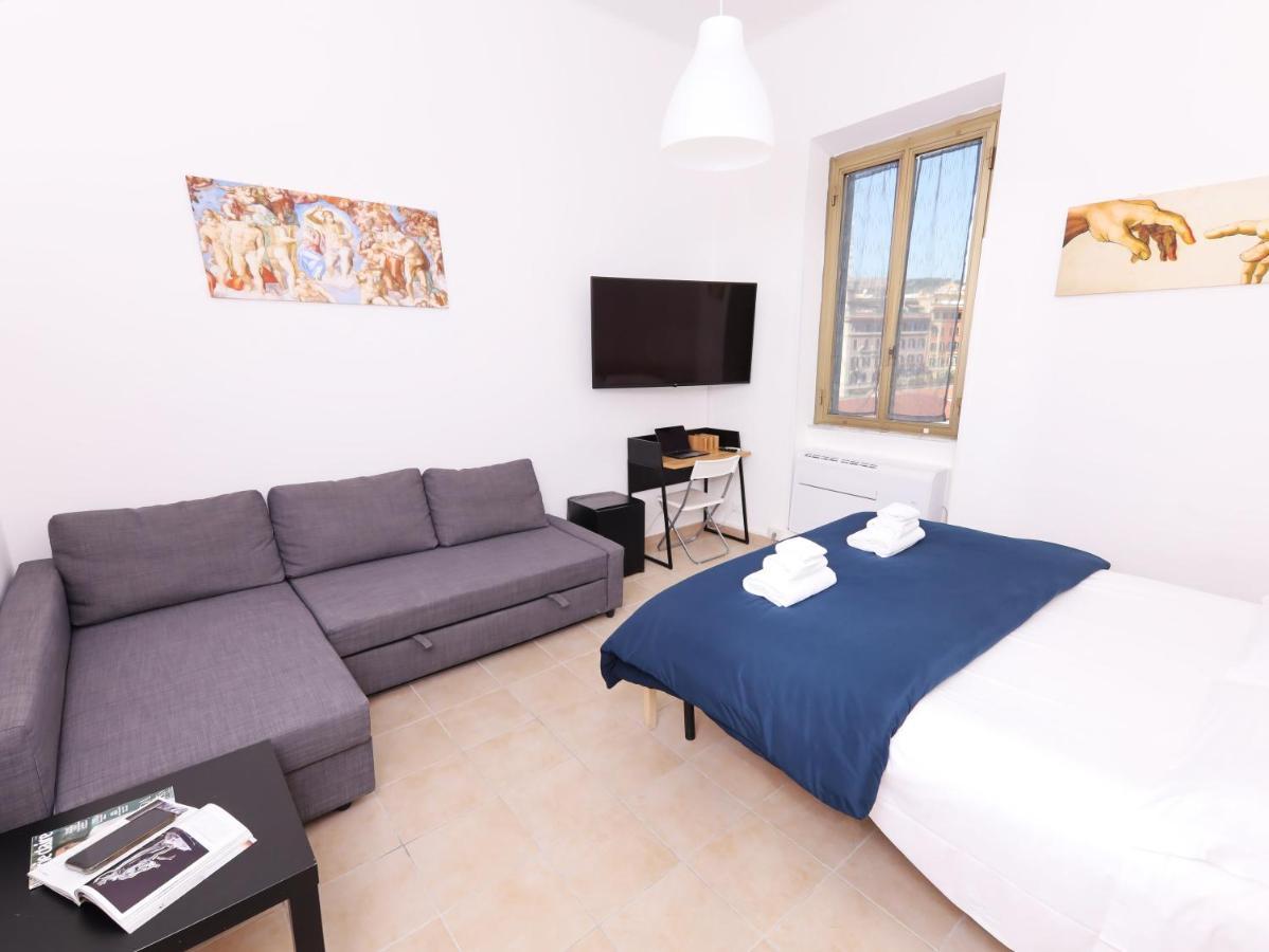 Double Room Private External Bathroom