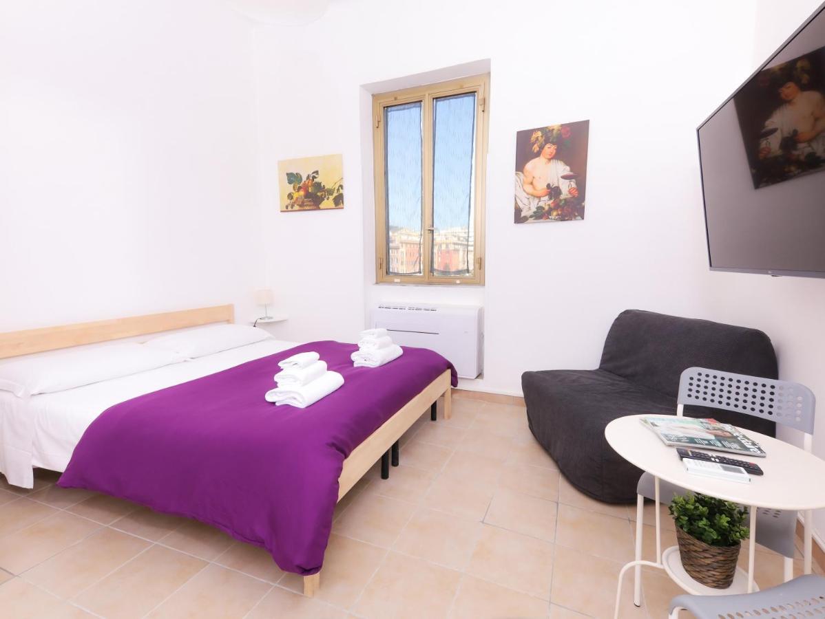 Deluxe Double Room Shower