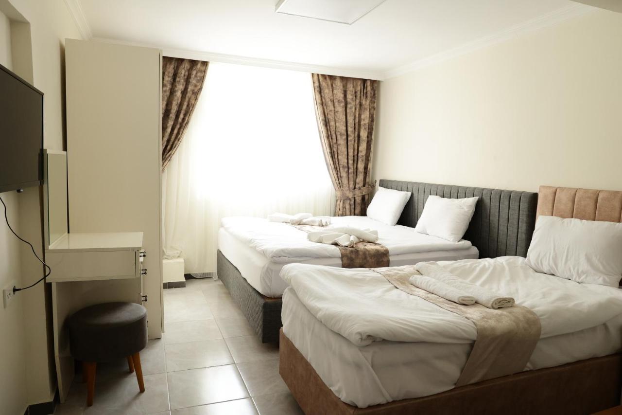Basic Triple Room