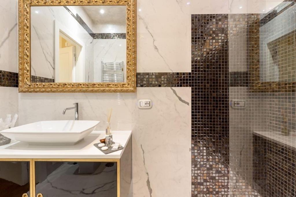 Superior King Suite