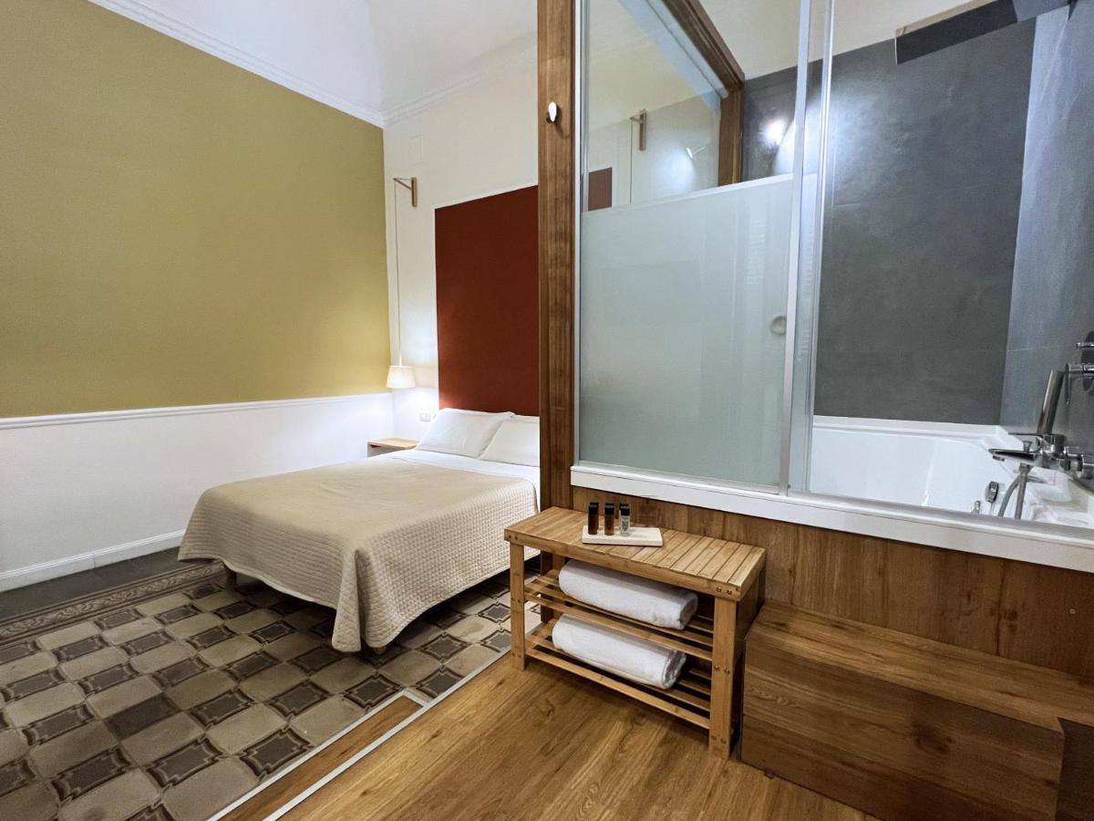 Junior Suite Spa Bath