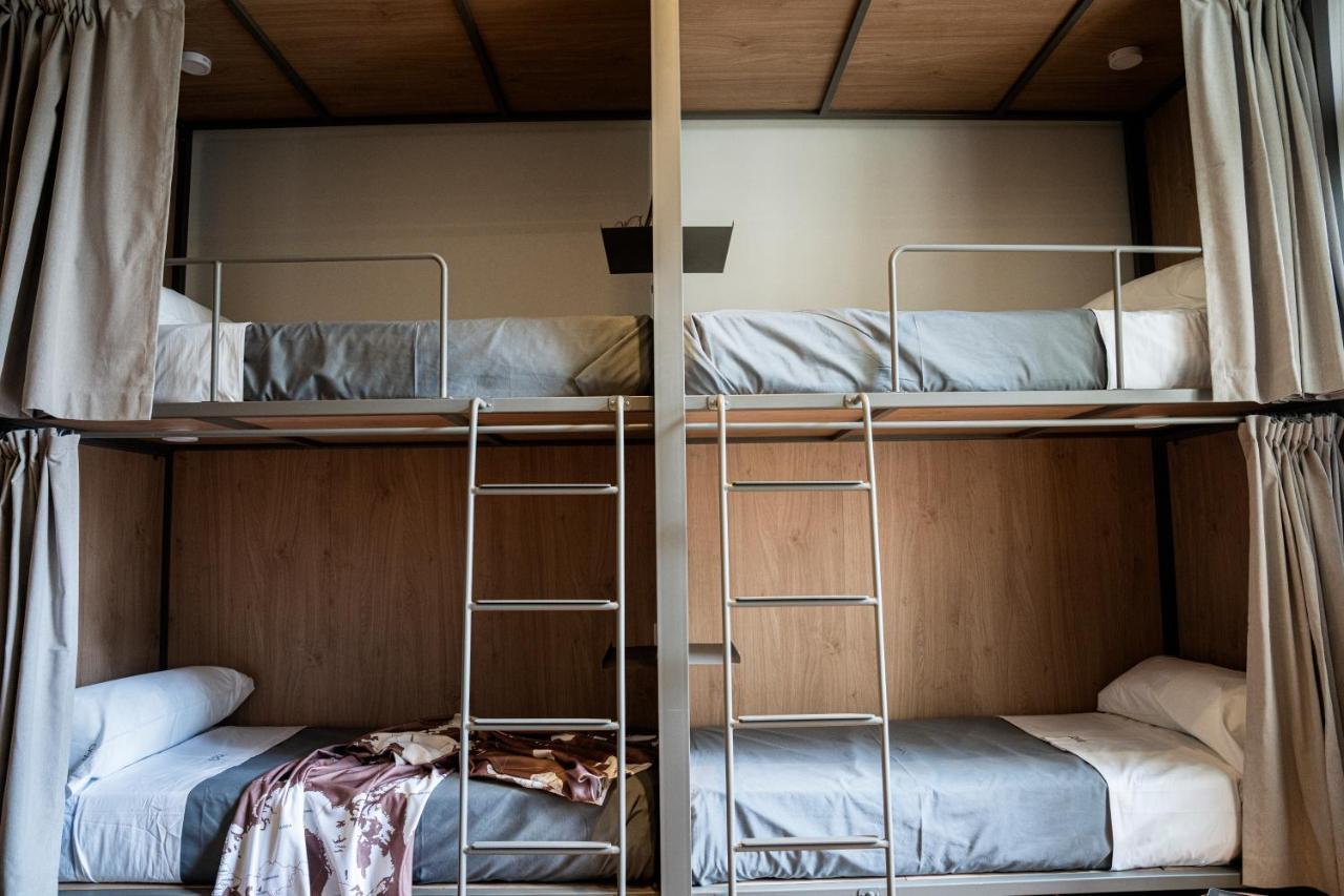 Bed 6-Bed Mixed Dormitory Room