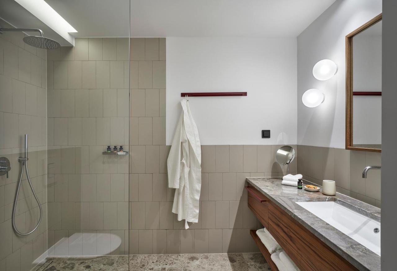 Social Suite