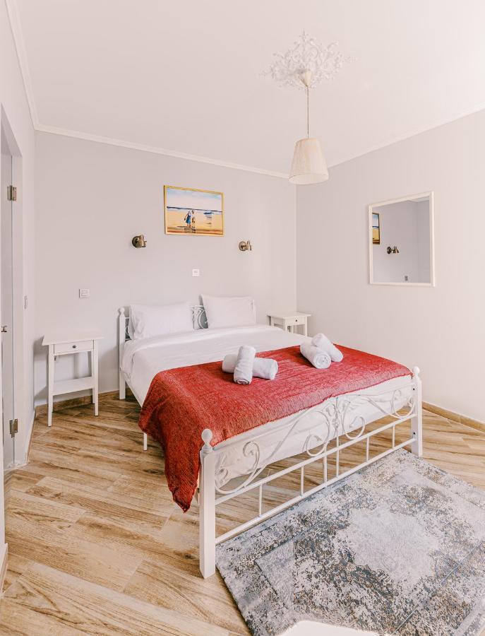 Telesilla Deluxe Double Room 3rd Floor