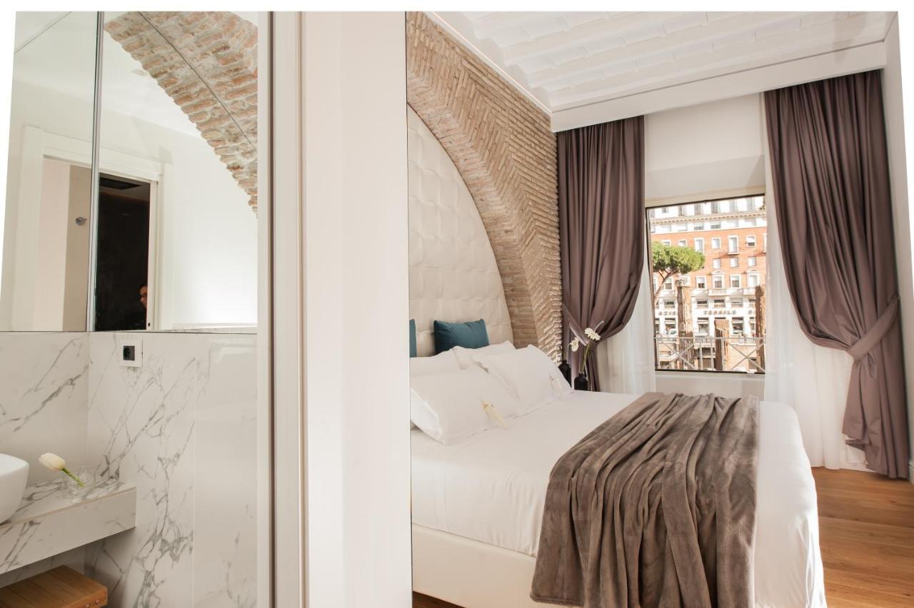Studio suite separate entrance