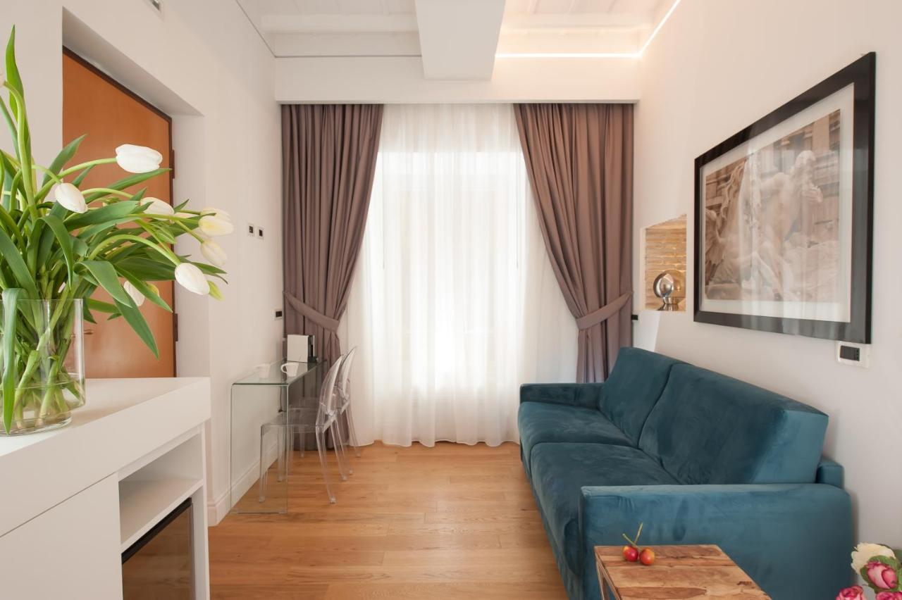 Studio suite separate entrance