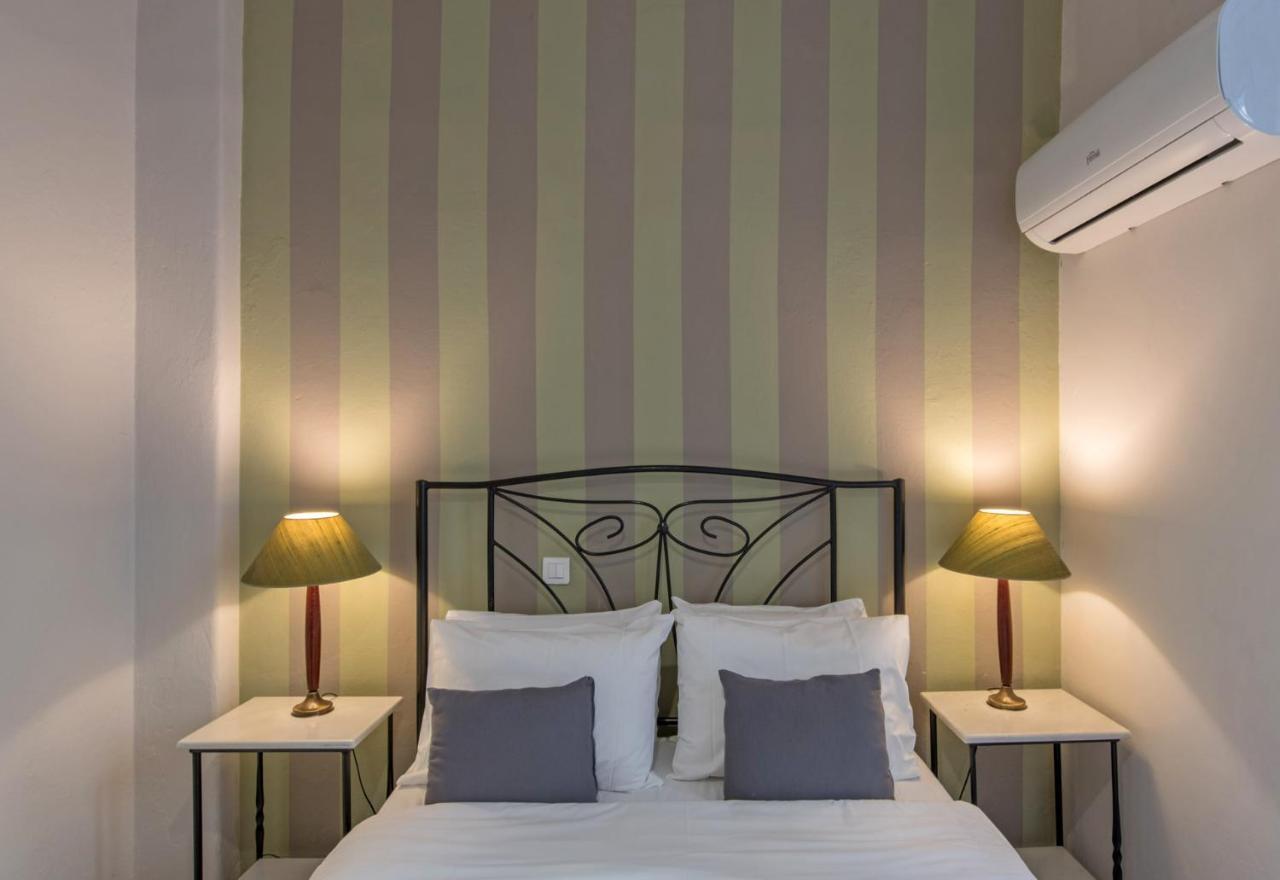 Comfort Room Super Deal