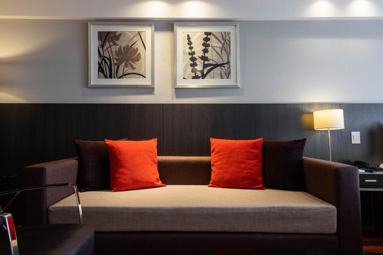 Double Suite View